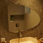 Akti Luxury Aparts * Fry