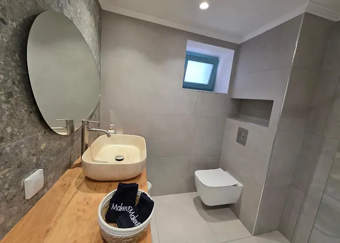 Akti Luxury Aparts Frý